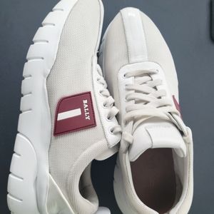 Bally binky trainers